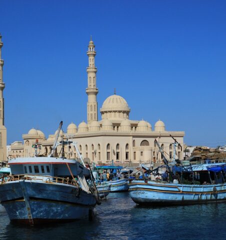 10 Unmissable Hurghada Tours for First-Timers (With Local Tips)